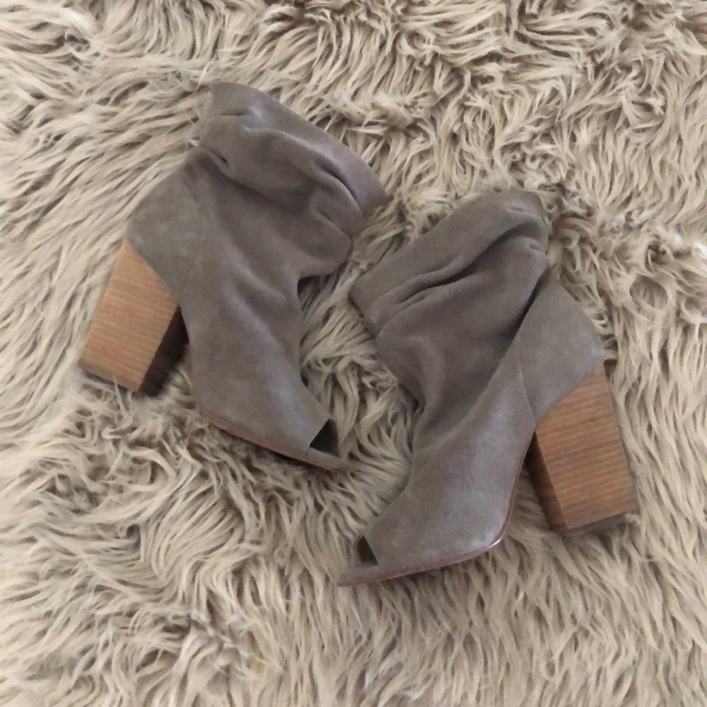 Chinese Laundry Laurel Bootie